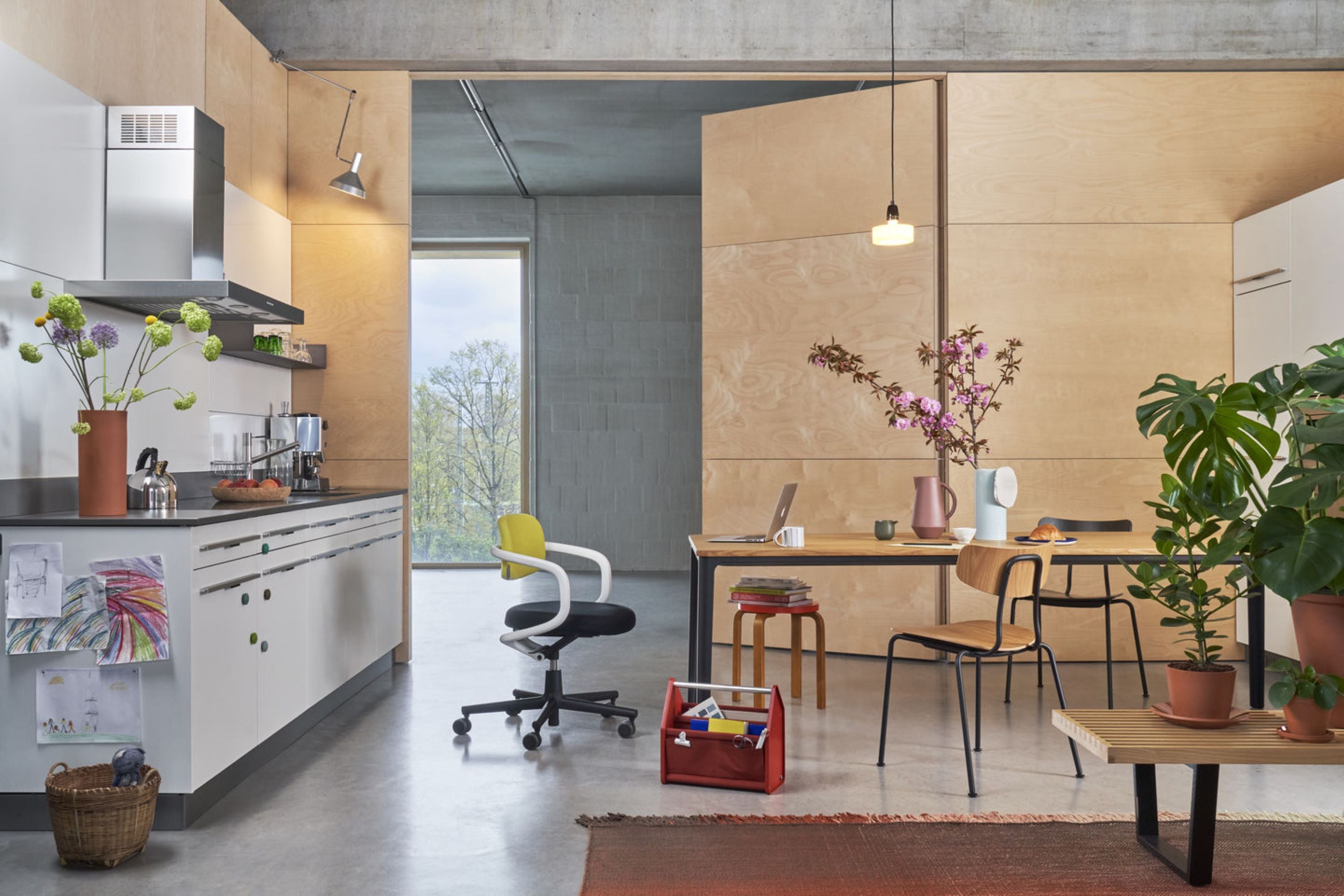 Plate_Dining_Table