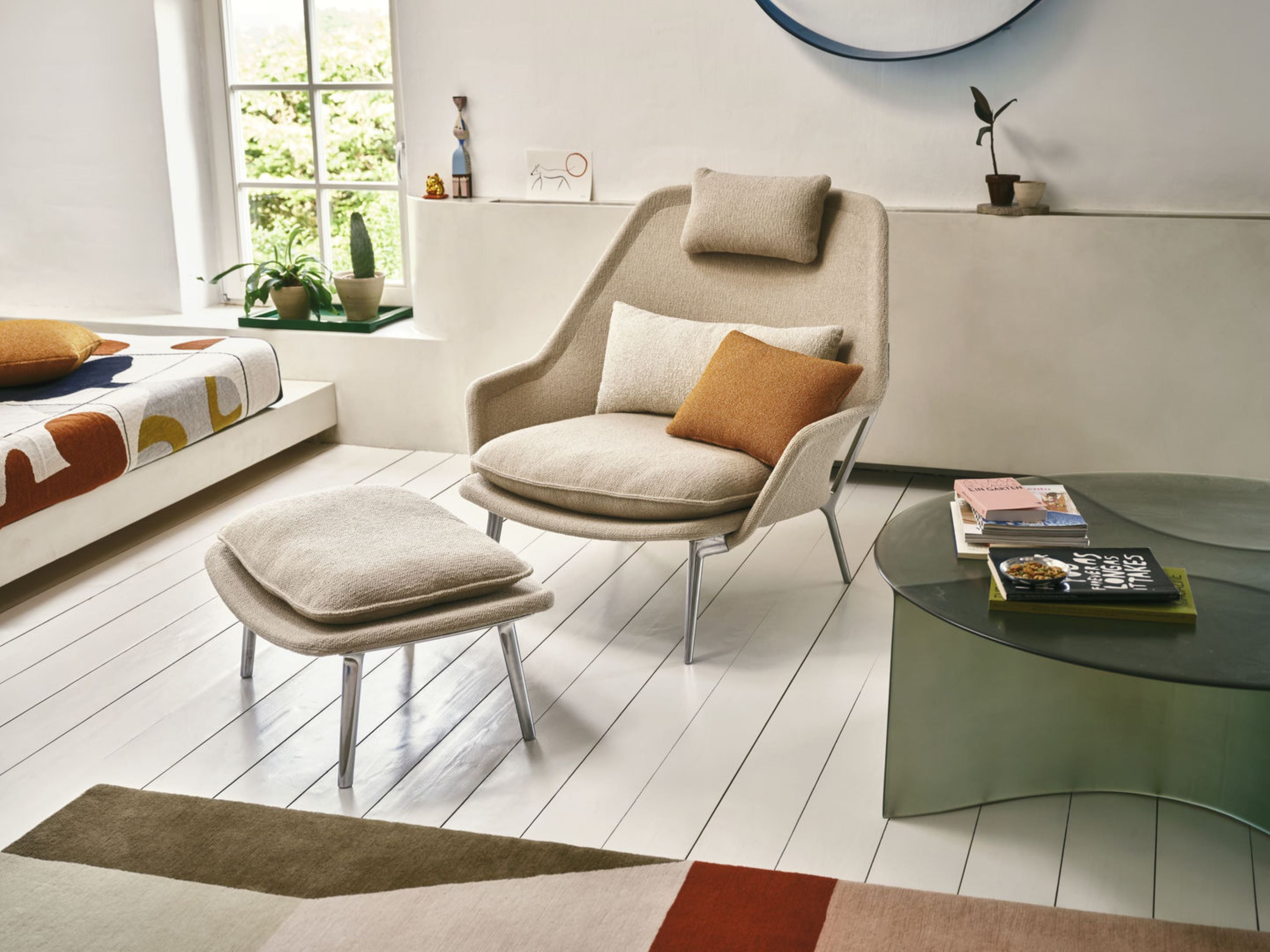 Slow_Chair_Ottoman