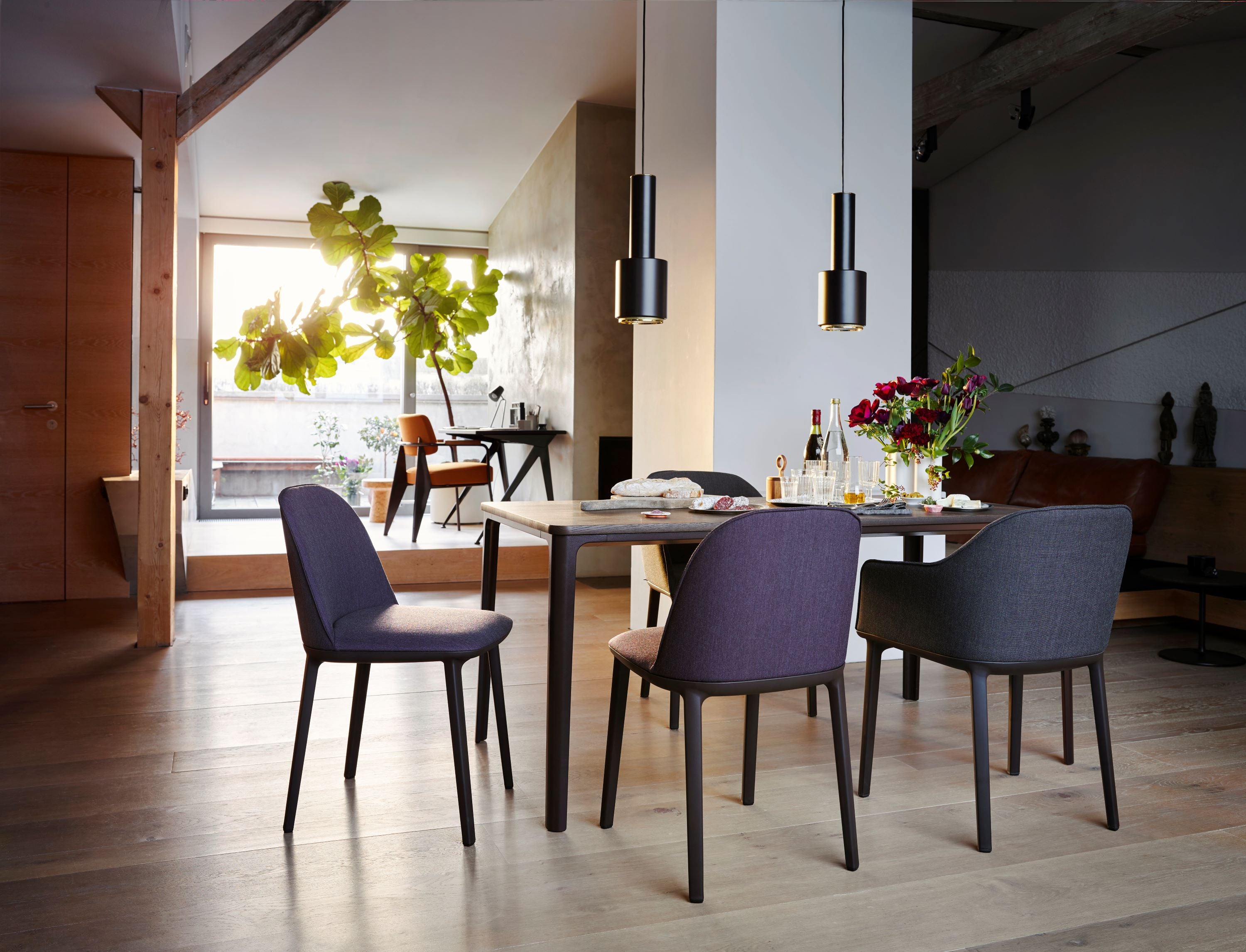 Softshell Side Chair insitu 2