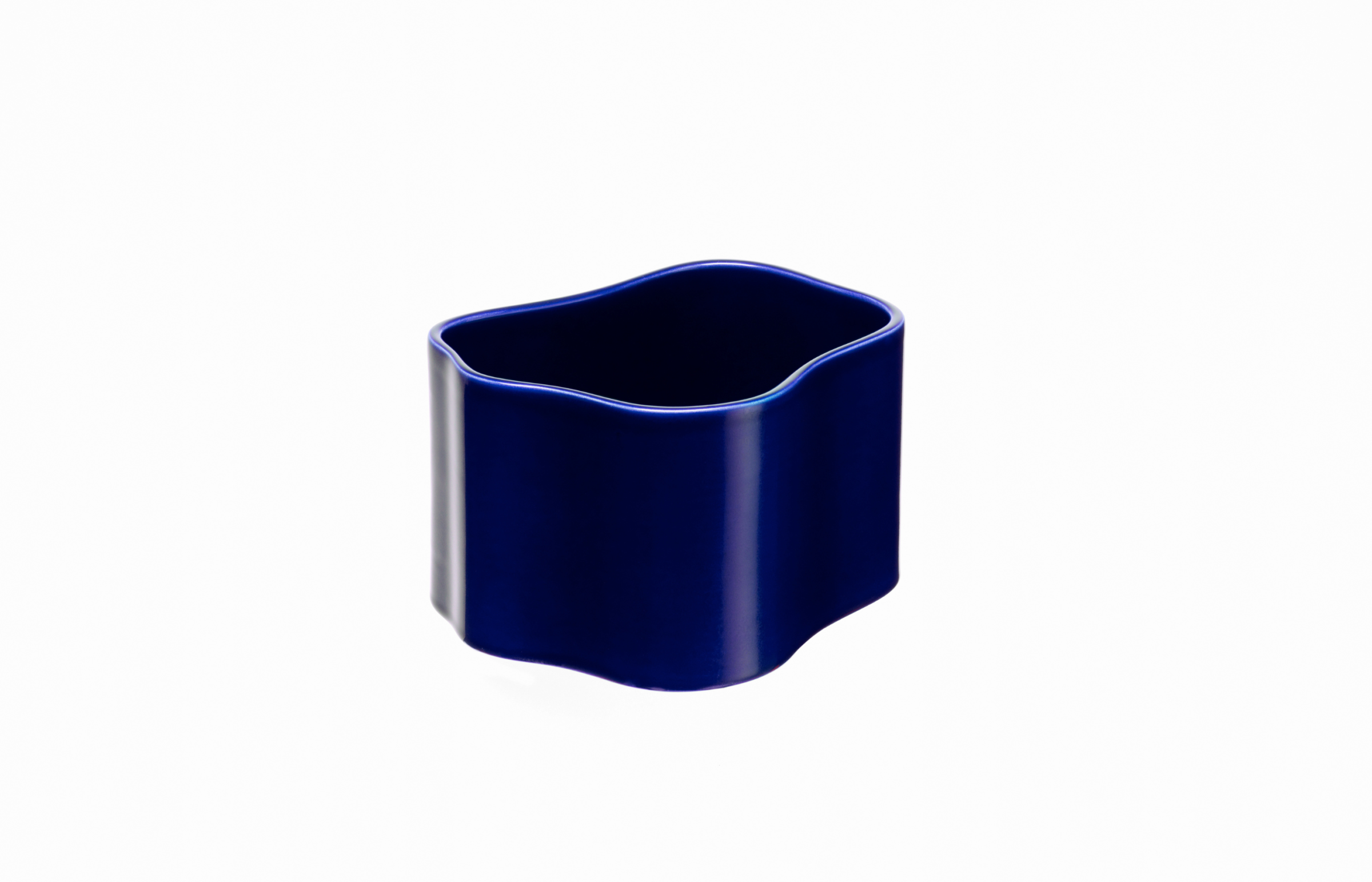 Riihitie Plant Pot B, small | Ceramic Blue Glaze | Artek | Kada